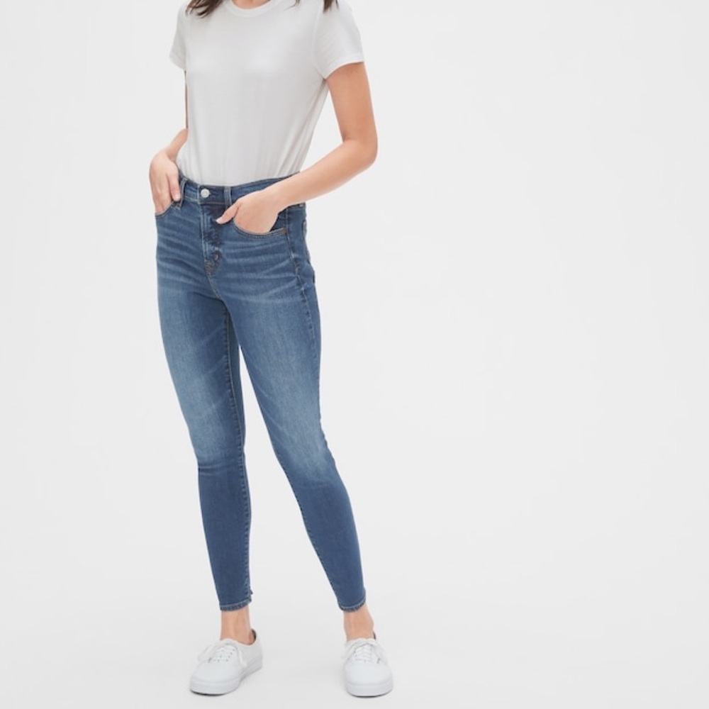 GAP HIGH RISE TRUE SKINNY JEANS